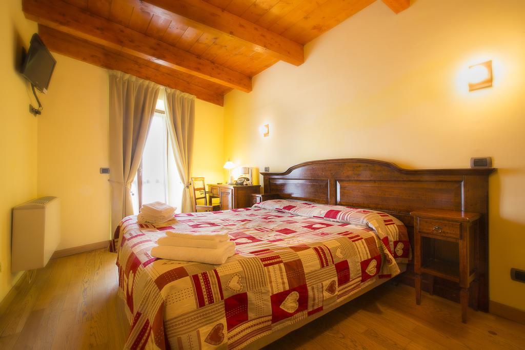 Hotel Chez Toi Oulx Εξωτερικό φωτογραφία